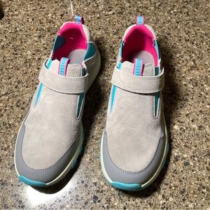 Merrell Kids Free Roam Jungle Moc Girls Shoes Size 6 Grey Turquoise Pink Slip on